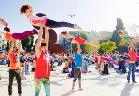Acro Yoga